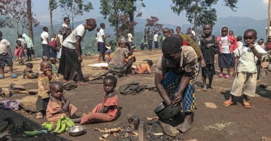 MSF fournit de l'eau potable aux 15 000 personnes déplacés internes à Masisi.