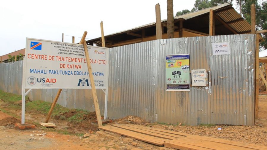 Ebola-Butembo: Grève des prestataires de la riposte au centre de traitement Ebola de Katwa